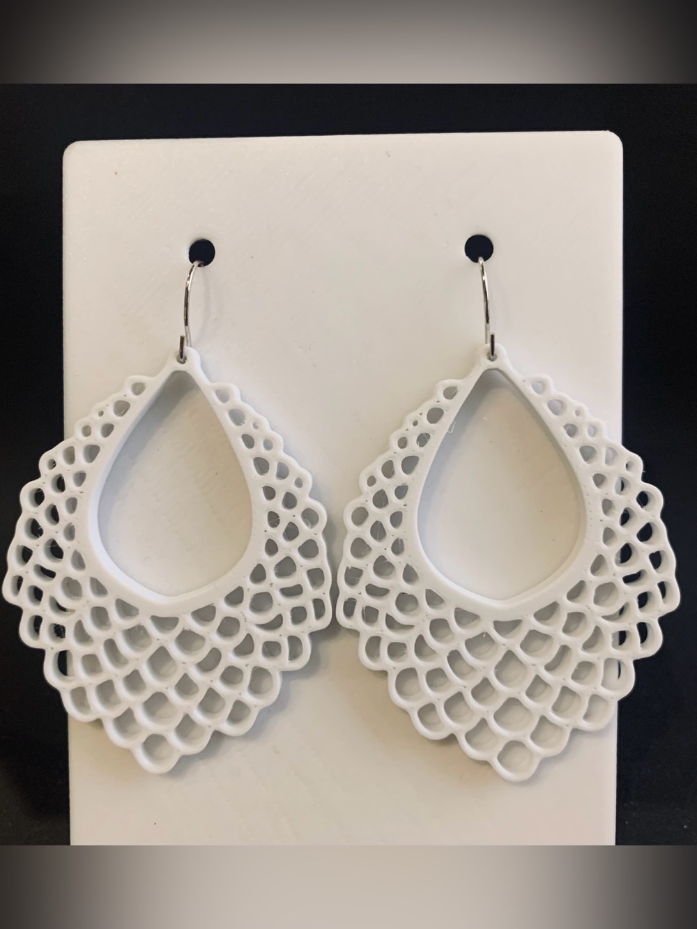 White Teardrop Lace Dangle Earrings - Brand Unspecified